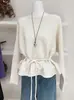 Elegante Suéter de Punto con Mangas Murciélago Volantes para Mujer, Estilo Coreano, Nuevo Diseño de Invierno, Ceñido a la Cintura, Efecto Adelgazante, Suéter de Cuello Redondo