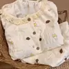 Pijama de conejito con estampado integral y ribete de encaje, verano, manga corta, pantalón corto, cuello redondo, conjunto de dos piezas, cárdigan, ropa de casa para niña