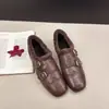 Sapatos Pequenos de Couro Estilo Britânico Retro Confortáveis e Versáteis para Mulheres Outono 2025 Novos Sapatos de Algodão Versáteis com Forro de Lã Loafers Flats