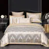 Conjunto de Luxo de Algodão Jacquard Cetim Estilo Europeu Quatro Peças, Conjunto de Cama de Casamento Bordado de Algodão Puro, Venda por Atacado do Fabricante