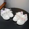 Tênis Baixo Infantil, Sapatos Casuais para Meninas, Novos Sapatos Brancos Fofos para Primavera e Outono, Tênis Esportivo Leve e Macio para Meninas