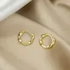 Pendientes de Aro Pequeños Circulares Retorcidos Minimalistas Coreanos, Pendientes Creativos Versátiles y Delicados Estilo Hong Kong