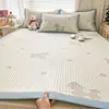 Capa Superior Clase A 100% Polietileno PE Hielo Frijol Enfriamiento Jacquard de Alto Grado Sandwich Compuesto Alfombrilla Suave de Enfriamiento Ropa de Cama