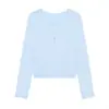 Camiseta Henley de color liso simple estilo retro americano de manga larga para mujer, nuevo estilo de otoño, corte holgado, adelgazante, versátil y favorecedor