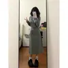 Vestido largo con capucha de manga larga para principios de otoño, un vestido largo elegante y fresco que acentúa la figura y se ajusta a las caderas