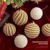 Nuevos adornos de bola de espuma con patrón de ola de perlas brillantes temática navideña para crear una atmósfera festiva y decorar fiestas
