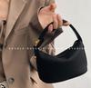 Bolsa para lancheira Xiaozhong, bolsa em nuvem, pequena bolsa quadrada, bolsa feminina transversal, nova primavera de 2024