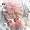 Conjunto de Chapéu e Meias para Bebê Menina, Chapéu de Tricô com Fio Floral, Touca com Proteção para Moleira de Recém-Nascido, Chapéu Indiano
