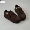 Zapatos de entrenamiento alemanes de cuero esmerilado retro con velcro para mujer, nuevo estilo otoño 2026, suela suave, cómodos, puntera redonda, versátiles, casuales, zapatos de tabla