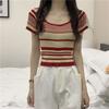 Verano Nueva Camiseta de Punto de Manga Corta con Rayas de Contraste para Mujer Diseño Estilo Coreano Elegante Slim Corta de Cintura Alta