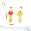 Pingente Ruyi Banhado a Ouro Atacado com Esmalte Colorido Estilo Retro Chinês Ornamento de Caractere da Sorte, Acessório Versátil para Pendurar Ruyi Pequena Joia