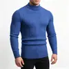 Suéter de malha gola alta meia-manga estilo europeu e americano para o outono/inverno de 2026, uma peça de base quente, fashion e casual para jovens homens.