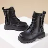 Botas Infantis Botas de Couro para Meninas 2026 Outono Novo Estilo Moda para Meninas Estilo Britânico Botas Meia-Canela Estilo Martin