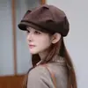 Chapéu octogonal fofo estilo japonês com orelhas de gato de desenho animado para mulheres, doce e versátil para primavera e outono, adequado para cabeças grandes, faz o rosto parecer menor