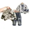 Moda Infantil 2025 Chaqueta Abrigo Elegante y Moderna para Niños Conjunto de Dos Piezas Moderno y Genial Venta al por Mayor desde Fábrica de Origen
