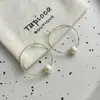 Nuevos pendientes minimalistas franceses de perlas de agua dulce naturales, chapado en oro real, pendientes de alta calidad, para mujer, venta al por mayor de fábrica