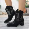 Botas vaqueras de punta bordadas, tela de gamuza vintage, tacón grueso, botas de media caña, botines cortos de mujer de moda transfronterizos