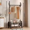 Nuevo modelo de perchero de pie para dormitorio, perchero de pie interior simple y engrosado para colgar ropa en las habitaciones del hogar