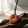 Gu Yisu Talla en Madera Doce Animales del Zodiaco Guardianes Ocho Dioses Marca 741 Colgante de Lanyard Accesorios para Hombres y Mujeres Venta Directa de Fábrica