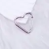 Chaveiro de Coração DIY Colorido para Viagem ao Ar Livre Acessórios em Formato de Coração Chaveiro para Bolsa Feminina Pingente Colorido Atacado