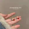 Aretes con Acabado de Alta Gama, Modelo 2026, Estilo de Nicho, Aretes de Botón con Forma de Flor de Corazón, Accesorios Versátiles para Mujer, Al por Mayor