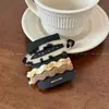 Pacote com 3 Grampos de Cabelo Acrílico Onda Oval Estilo Novo Feminino Para Franja Lateral Elegante Grampo de Uma Palavra Que Combina com Tudo Acessórios de Cabelo