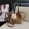 Bolso Sencillo y Relajado para la Axila para Mujer Verano 2026 Nueva Moda Estilo Relajado Bolso de Hombro Bolso Cubo de Gran Capacidad