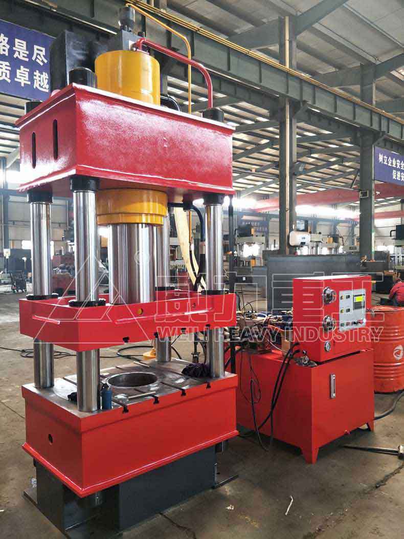 出口红色315吨液压机2