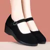 Zapatos de Plataforma Individual para Mujer 2026 Otoño Nuevos Suela Gruesa Zapatos de Baile Cuadrado Suela Suave Cómodos Zapatos para Madre Zapatos de Trabajo para Hotel