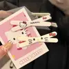 Fofo de Primavera em Forma de X Fresco e Doce Joias DIY Xadrez Gato Kt Joias Acessórios de Cabelo Doces Clipes para Franja Desenho Animado Novo Estilo