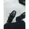Couro Bovino de Primeira Camada 2026 Estilo Novo Primavera Design Retrô Francês Brogue Floral com Fivela Sapatos de Couro para o Dia a Dia para Mulheres
