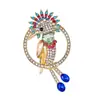 Broche Papagaio Colorido de Diamante em Liga de Metal Retrô, Versátil, Lapela Animal de Alto Padrão, Acessórios de Vestuário Luxuosos e Exquisitos