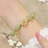Pulsera de trébol para mujer 2023 nueva pulsera exquisita de lujo ligero de imitación de jade Hetian natural para pulsera de novia
