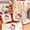 Linda Toalla de Baño Hello Kitty, Gorro para Secar el Cabello, Set de Regalo de Tres Piezas, Regalo de Cumpleaños para Niñas, Práctico Regalo de Año Nuevo