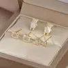 Conjunto de Brincos de Urso S925 Prata Esterlina Um Cartão Três Pares Brincos Pequenos e Delicados para Mulheres Galvanizados a Ouro Real Brincos de Alta Qualidade