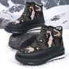 Zapatos de Algodón Zapatos de Hombre 2026 Invierno Transfronterizos Nuevo Estilo Impermeables para Exteriores Zapatos de Trabajo Cálidos Engrosados con Terciopelo Botas de Nieve Casuales