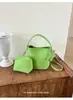 Bolso bandolera minimalista de colores dopamina, súper popular para el uso diario, elegante bolso de hombro tipo cubo casual