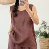 Conjunto Moda Verão 2025 Feminino Estilo Minimalista Cor Sólida Artístico Retrô Regata sem Mangas e Shorts Conjunto de Duas Peças