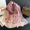 Bufanda de Seda Bordada de Otoño e Invierno para Mujer Estilo Coreano Versátil Bufanda Cálida de Seda Bordada de Alta Gama Lujo Ligero Bufanda de Comercio Exterior