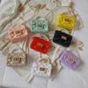 Mini Bolso para Mujer 2026 Estilo Coreano Nuevo Bolso de Hombro Acolchado para Niñas Bolso Cruzado con Cadena de Perlas y Gelatina para Mujer