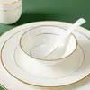 Vajilla de Hotel Jingdezhen Cerámica de Hueso con Borde Dorado, Tazones y Platos Cerámicos con Logo Impreso del Grupo Nacional de Construcción de China para Uso en Comedores de Unidad