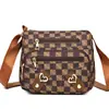 Bolso de Hombro Cruzado para Mujer Nuevo con Múltiples Cremalleras Moda Simple Versátil Bolso Pequeño para Madre