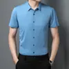 Llegada Nueva Verano 2022 Camisa Sin Costuras Termosellada Manga Corta para Hombre Moda Elástica Color Sólido Camisa de Negocios para Hombre