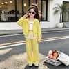 Conjunto Casual de Chicas para Primavera y Otoño Estilo Coreano Cardigan con Capucha y Cremallera Sudadera Pantalones Deportivos de Pierna Ancha para Bebé Conjunto Elegante de Dos Piezas