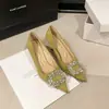 Zapatos Planos de Gamuza con Puntera Puntiaguda y Hebilla de Pedrería Borgoña para Mujer Tacón Fino Versátiles para el Trabajo Adelgazantes Color Claro Alta Calidad Tacones Altos