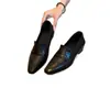 Versión de cuero suave~Zapatos de vestir sin cordones adelgazantes con tacón oculto de tacón bajo para el trabajo, calzado de temperamento para commuting para mujer, mocasines negros para mujer