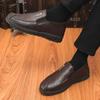 2025 Primavera e Outono Novos Sapatos Casuais Masculinos Sapatos de Couro de Trabalho Sapatos de Negócios Casuais de Meia-idade e Idosos Sapatos de Comércio Exterior Transfronteiriços Atacado