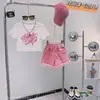 Conjunto de Verano para Niñas 2026 Nuevo Estilo Pantalones Cortos de Moda Conjunto de Dos Piezas para Niñas Pequeñas Moderno Versátil Conjunto de Manga Corta