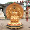 Ornamento de Guanyin de las Mil Manos Estatuas de Buda Adoradas en el Mar de China Meridional Estatuas de Bodhisattva Guanyin Adoradas en el Templo Guanyin de las Mil Manos y Mil Ojos