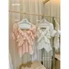 Como Blusa Romántica Oficial de Verano Estilo Francés de Gasa con Volantes y Cuello en V de Manga Corta 26939